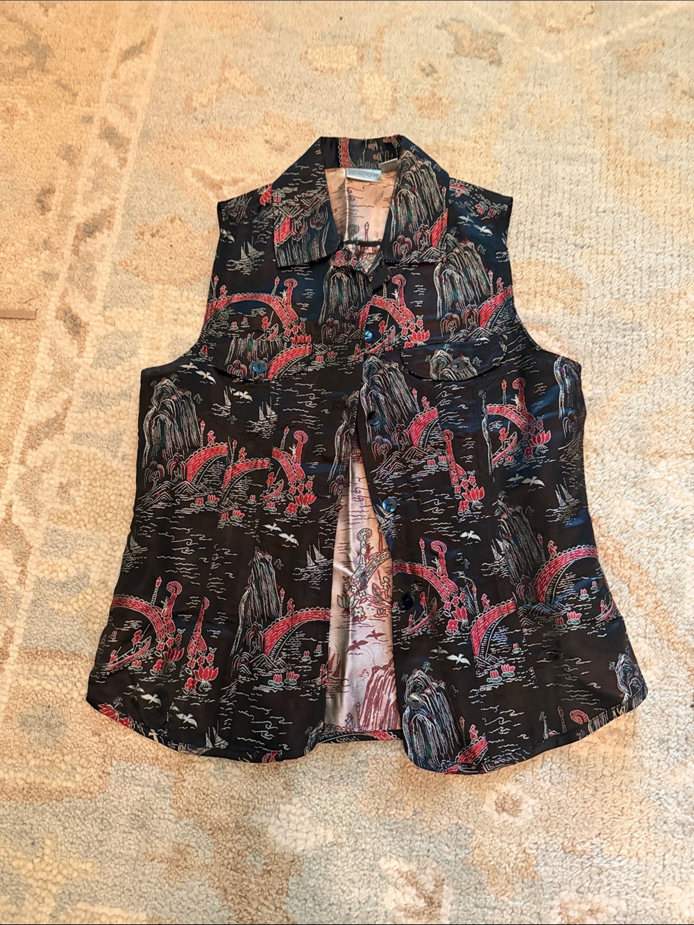 Chico's Black Sleeveless Button-Down Top with Red Scenic Print